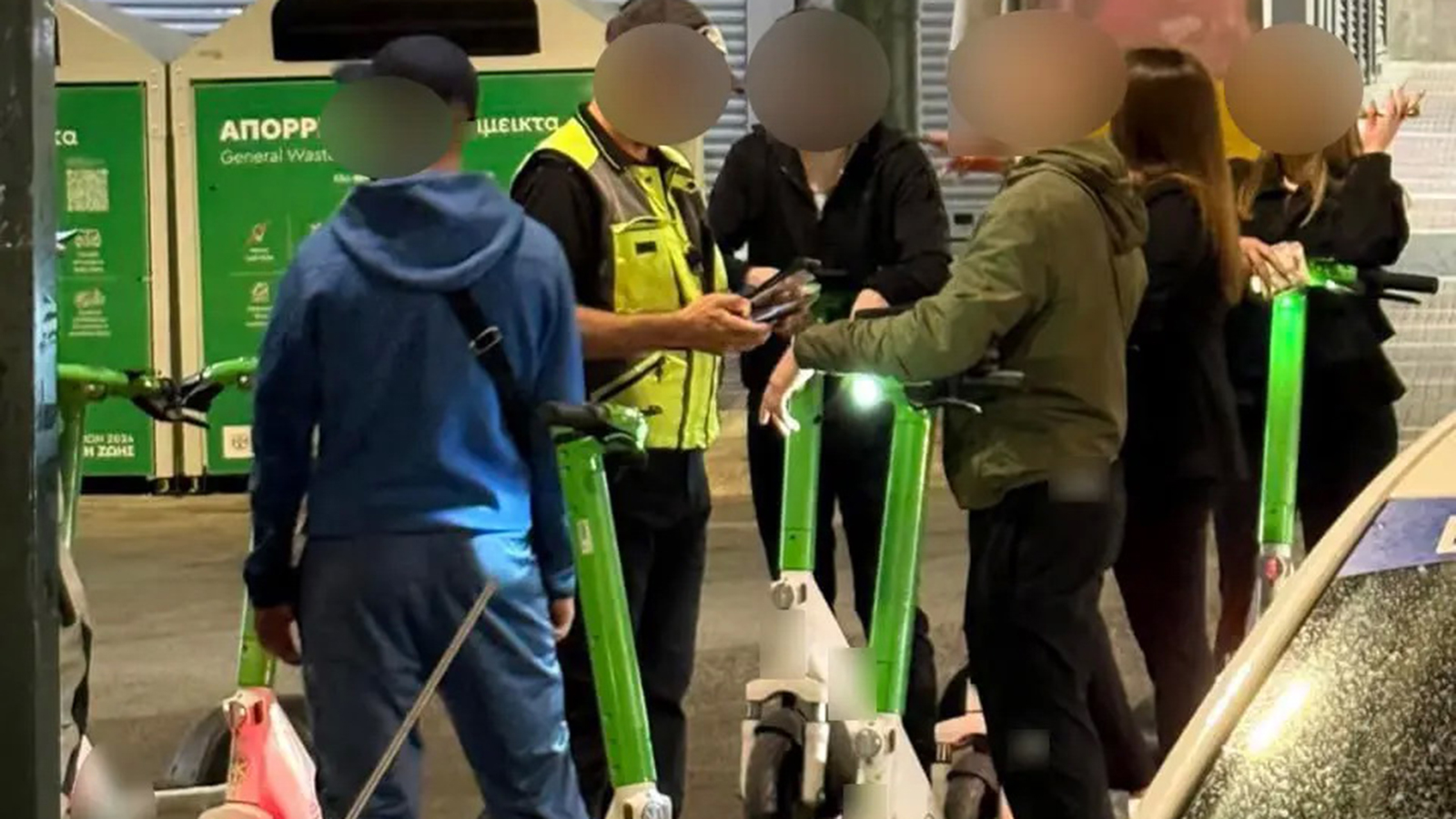 ΕΛ.ΑΣ.: 9 μεθυσμένοι οδηγοί ηλεκτρικών πατινιών στην Αθήνα  